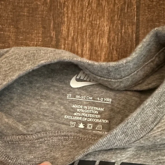 Nike Toddler Boys 2T Gray Just Do It Long Sleeve Shirt Logo Tee - Picture 2 of 6